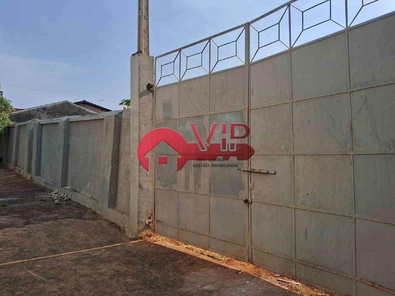 Terreno à venda no Centro: 