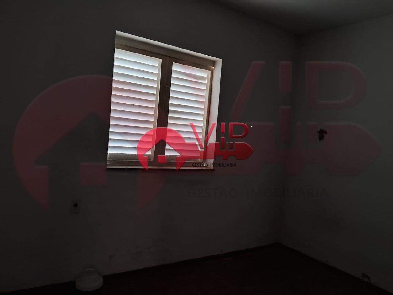 Casa à venda no Centro: 