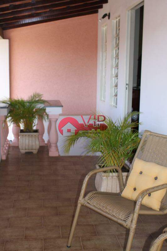 Casa à venda no Centro: 