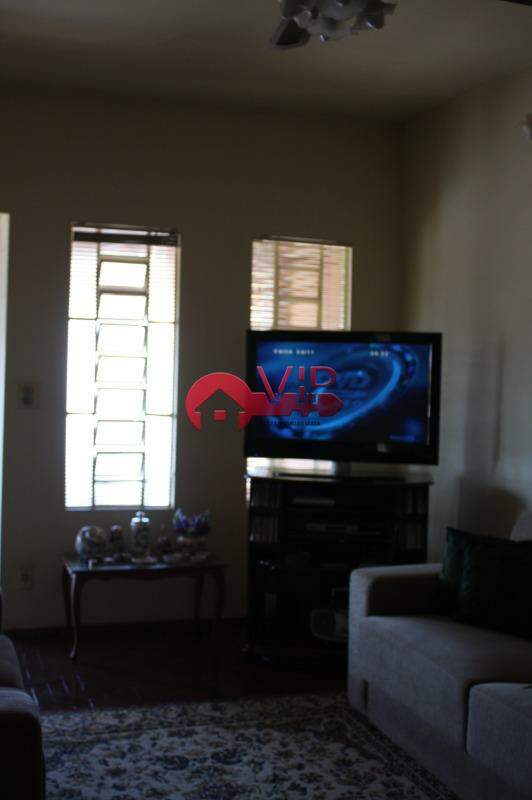 Casa à venda no Centro: 