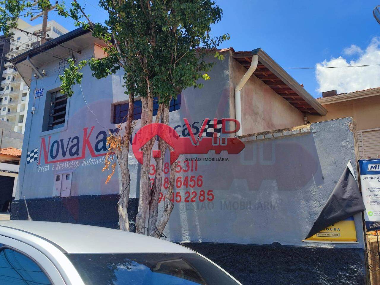 Casa à venda no Centro: 