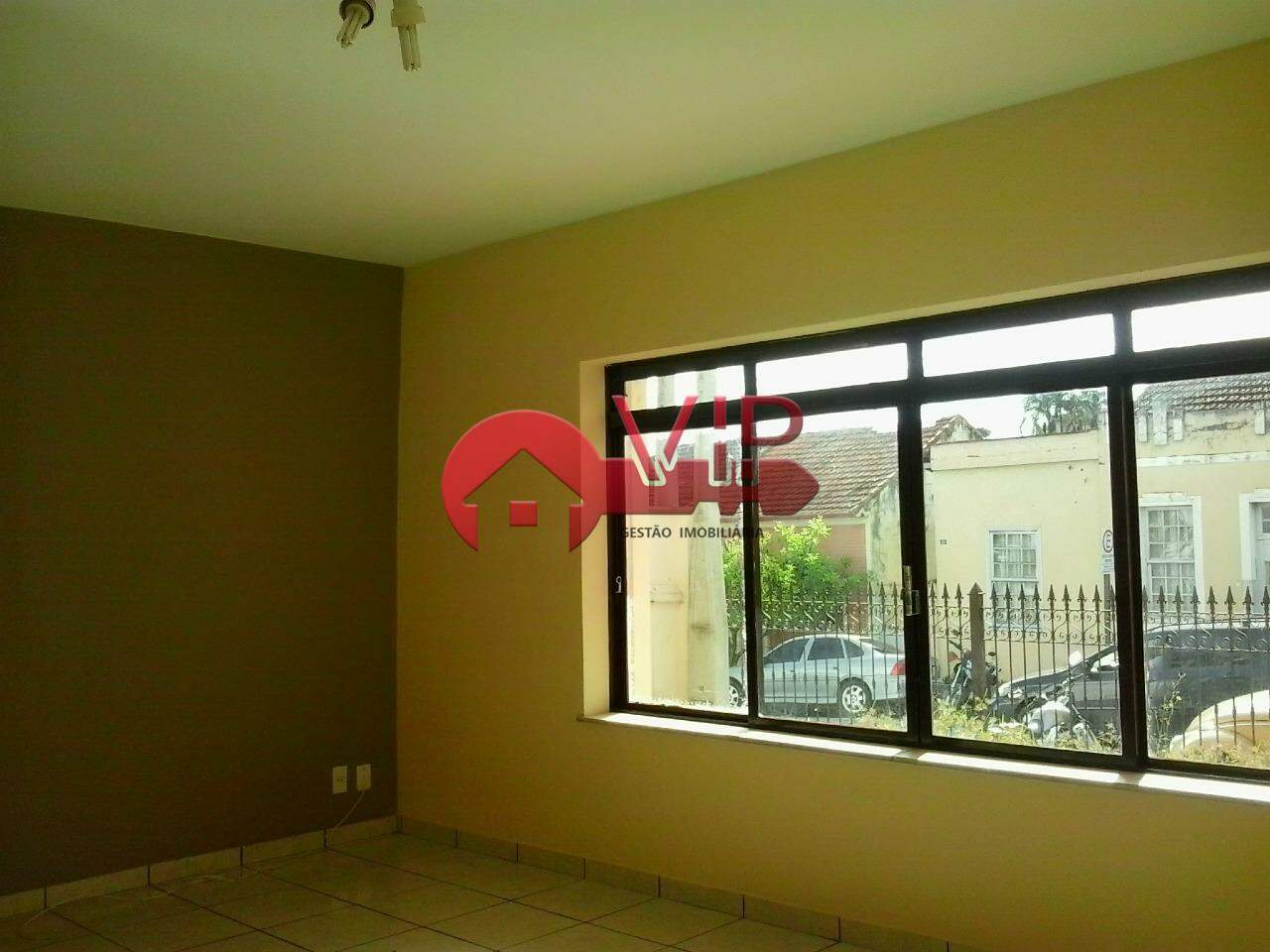 Casa à venda no Centro: 