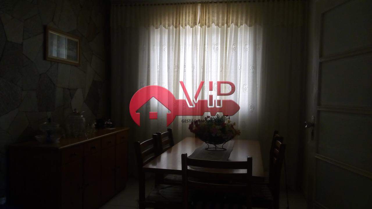 Casa à venda no Centro: 