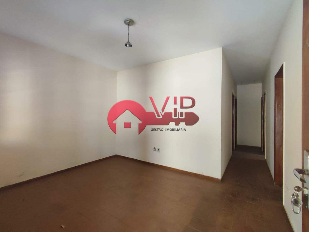 Casa à venda no Jardim São Roque: 