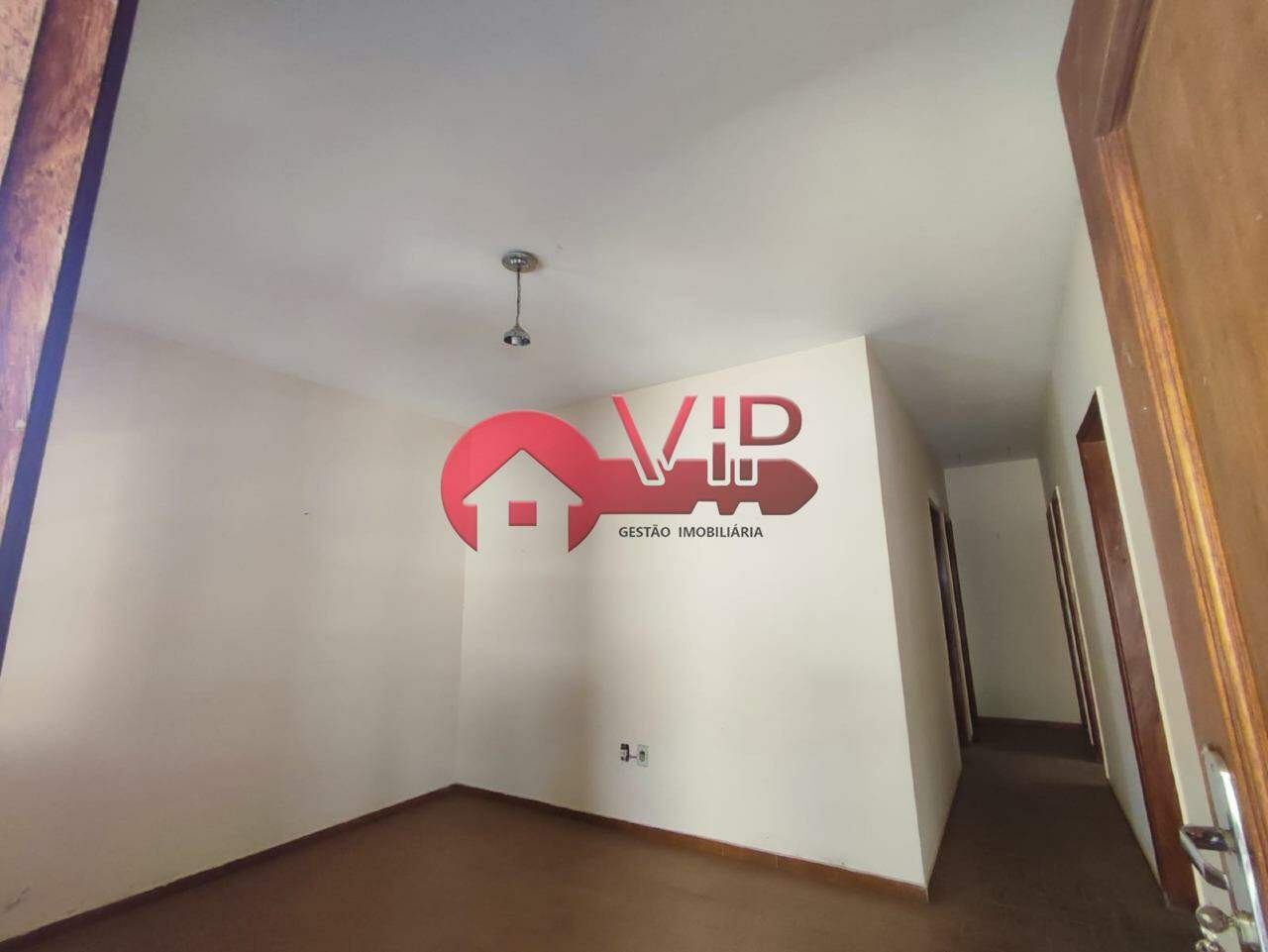 Casa à venda no Jardim São Roque: 