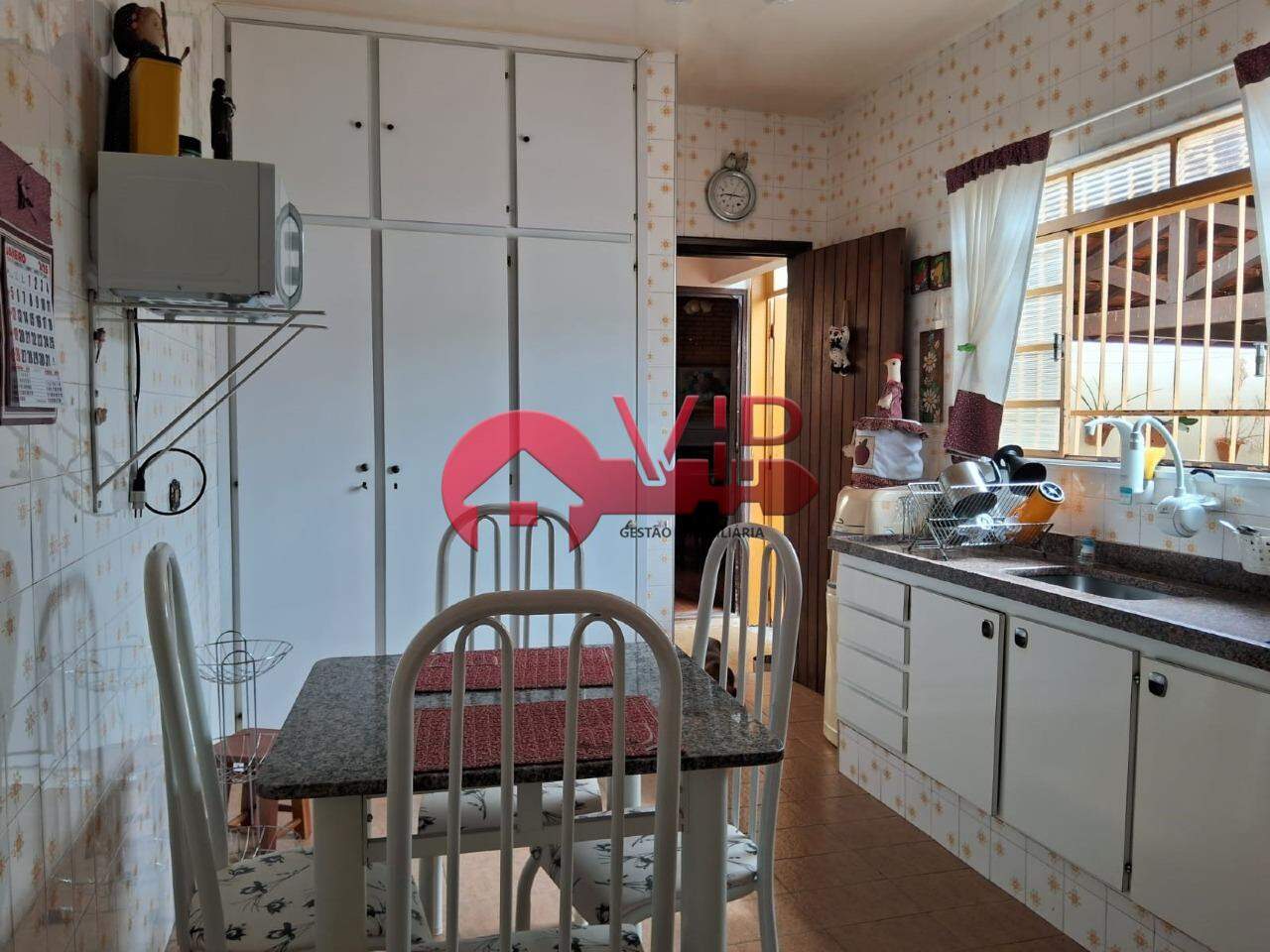 Casa à venda no Jardim São Roque: 