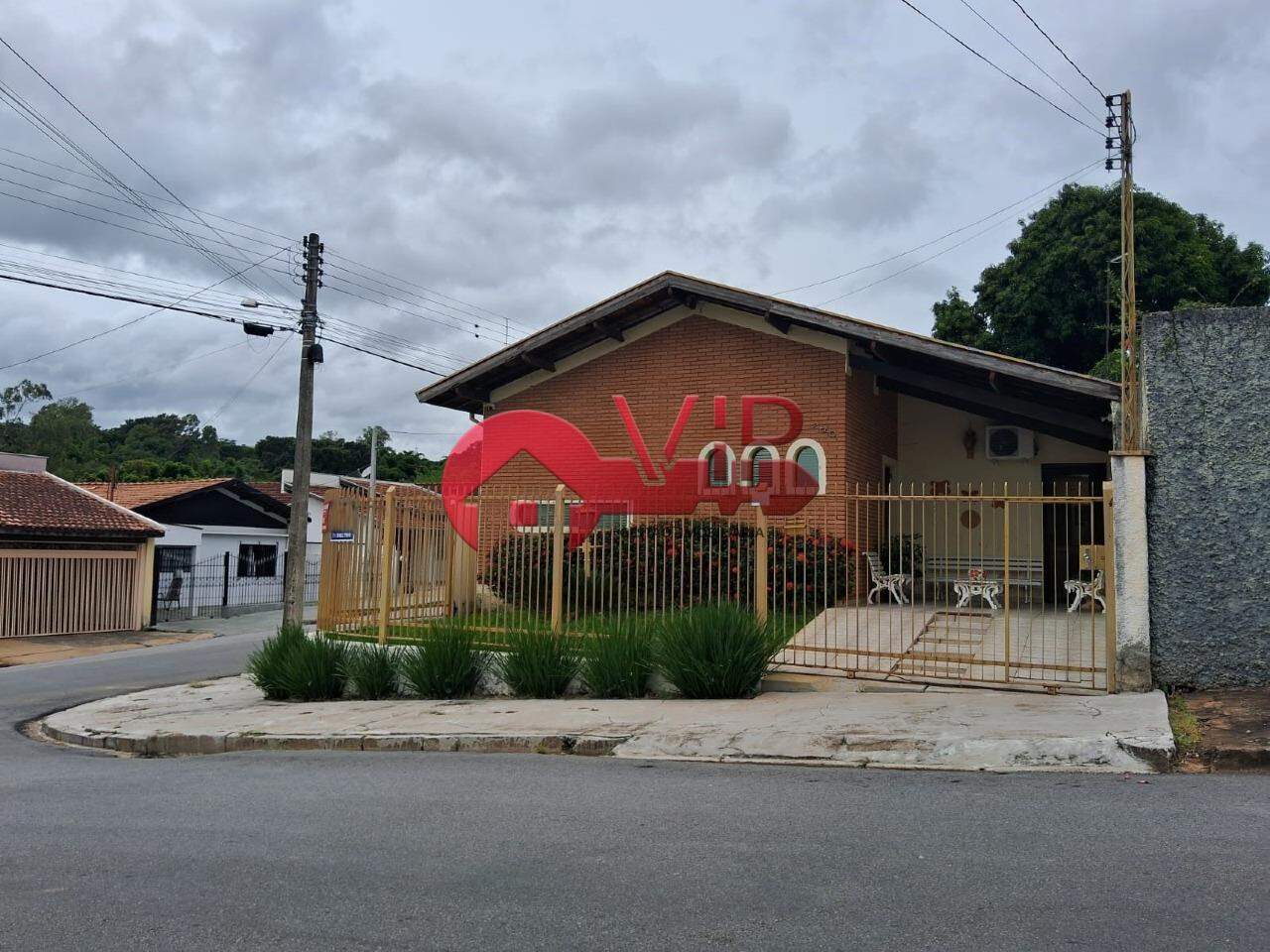 Casa à venda no Jardim São Roque: 
