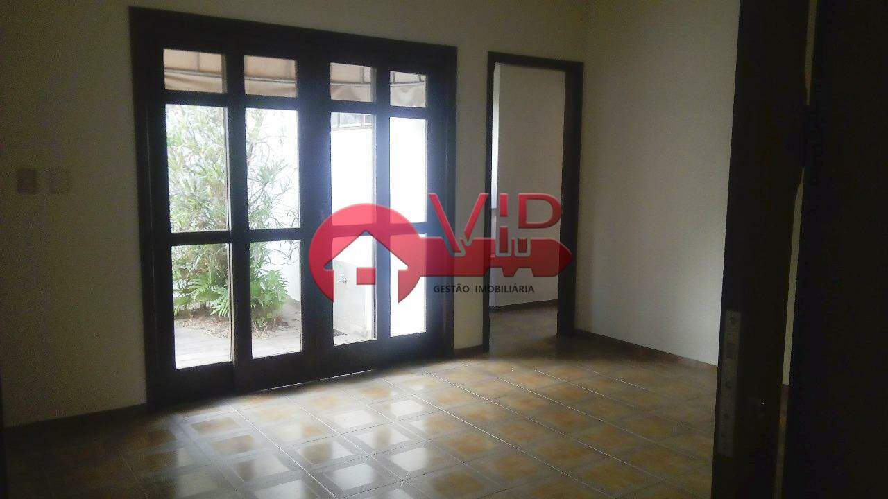 Casa para aluguel no Centro: 