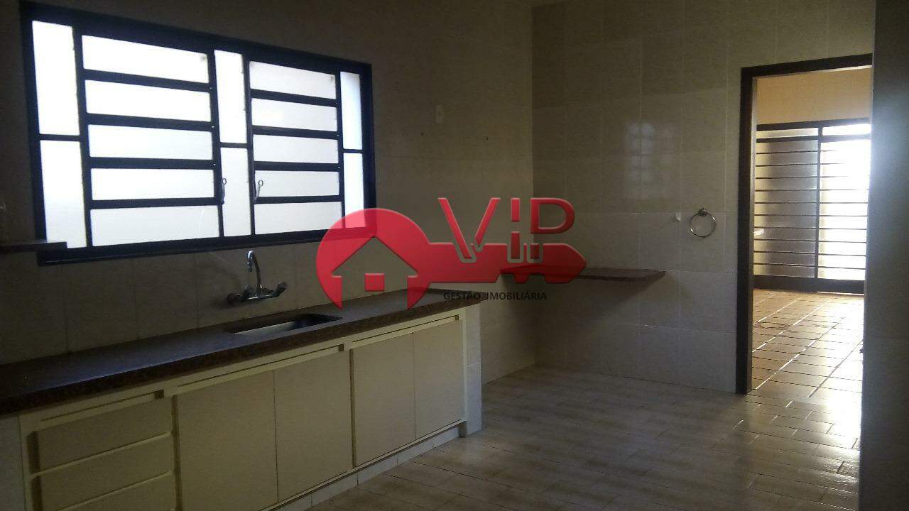 Casa para aluguel no Centro: 