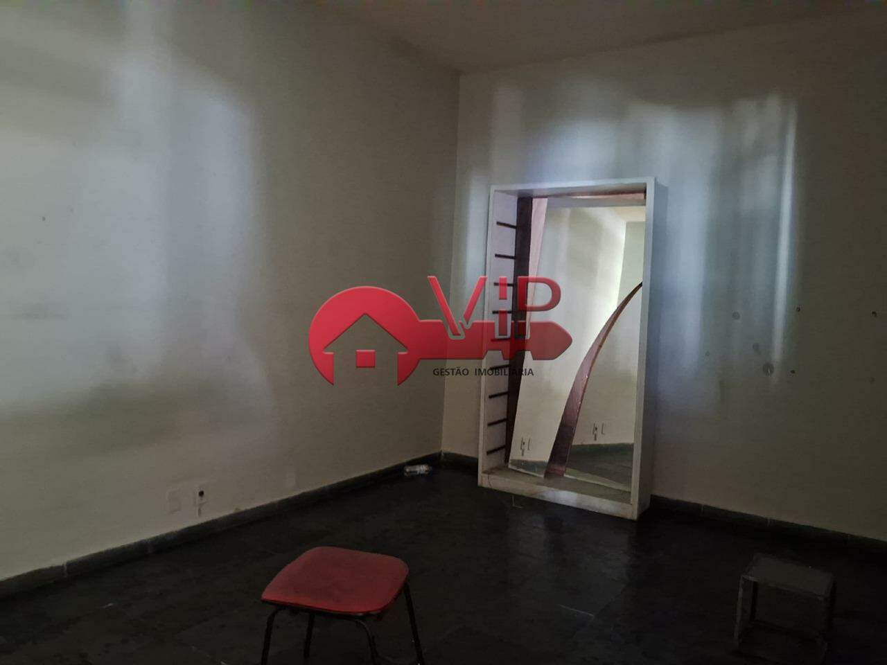 Comercial para aluguel no Centro: 