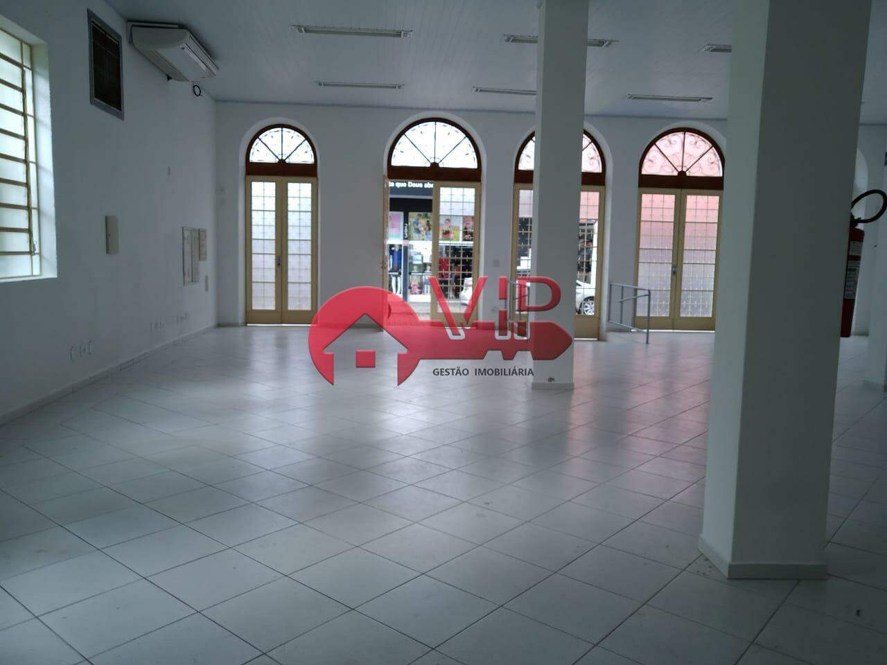 Comercial para aluguel no Centro: 