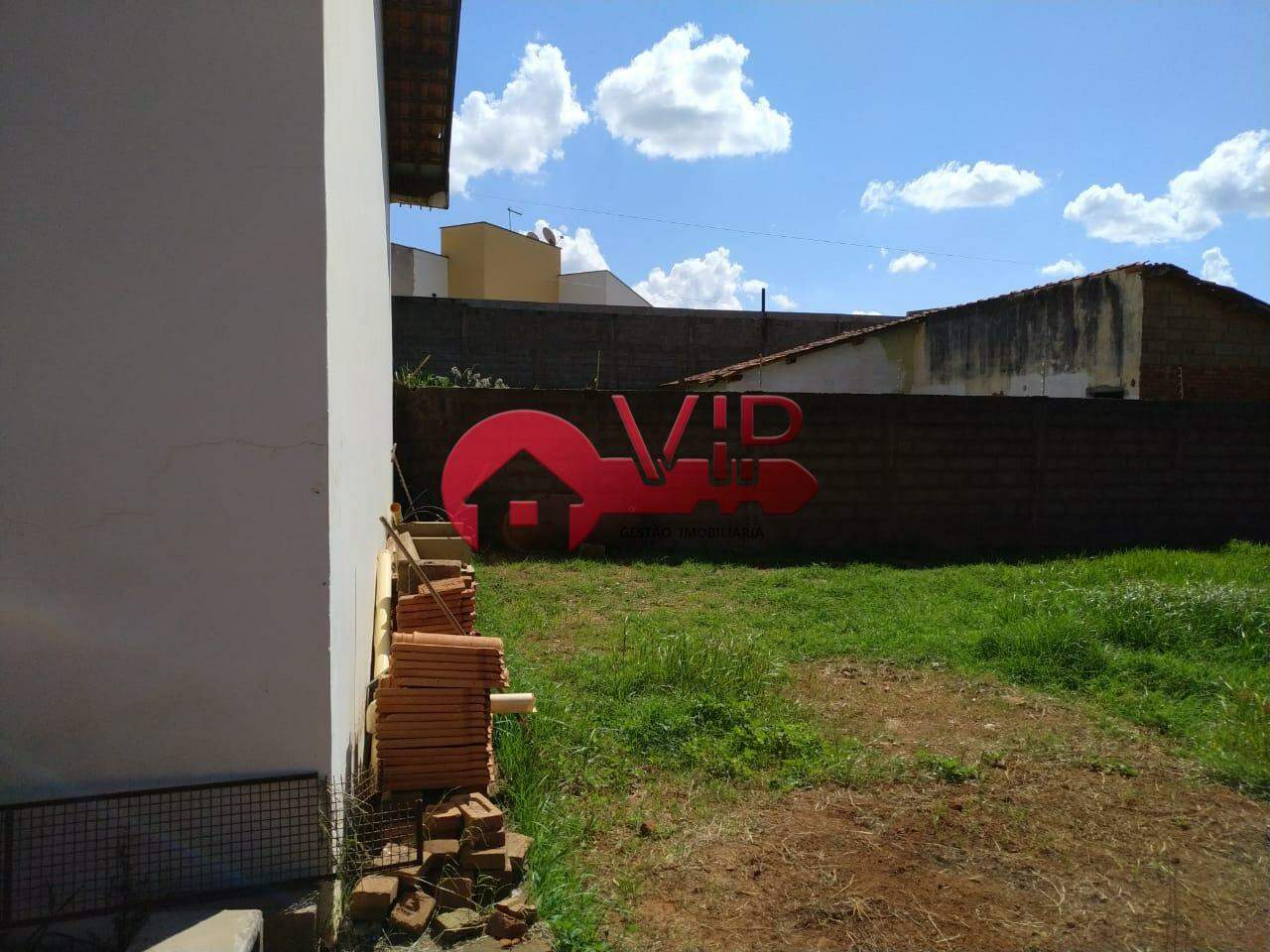 Casa à venda no Jardim Margarida: 