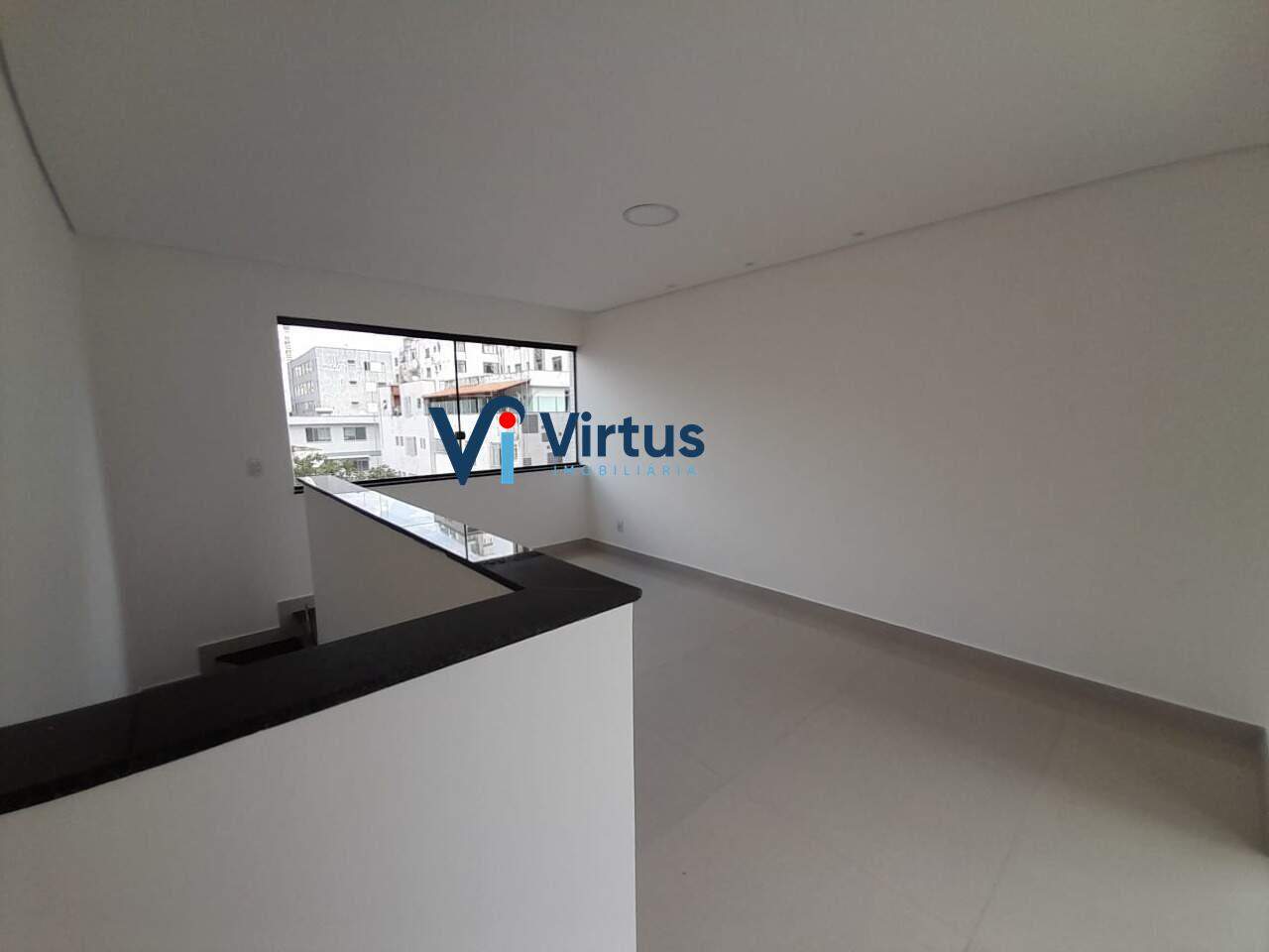 Apartamento à venda no Gutierrez: Sala 2º pavimento Cobertura