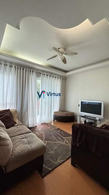 Casa em Condomínio à venda no Rosa dos Ventos: Sala de TV