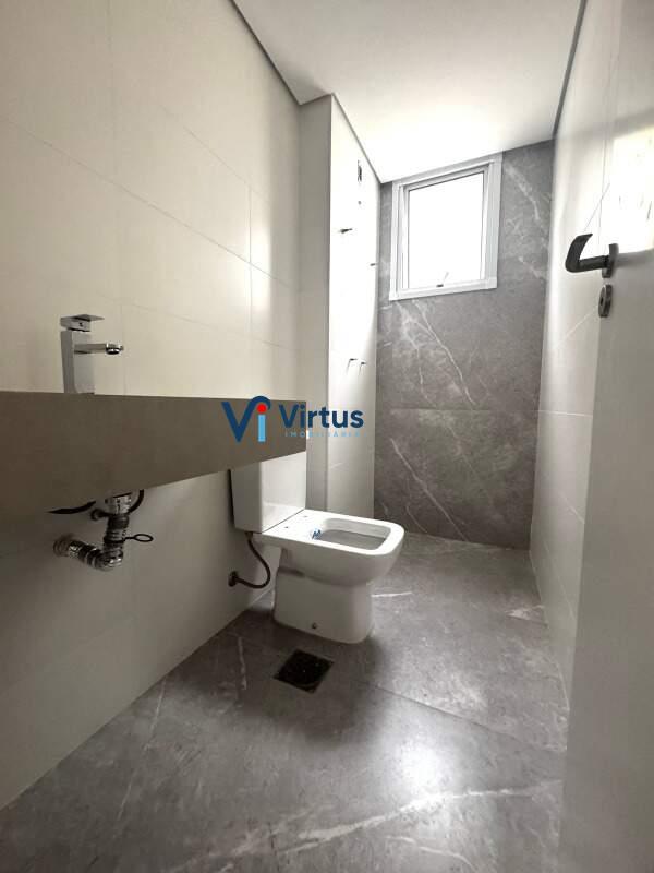 Área privativa à venda no Cidade Nova: Banho Social