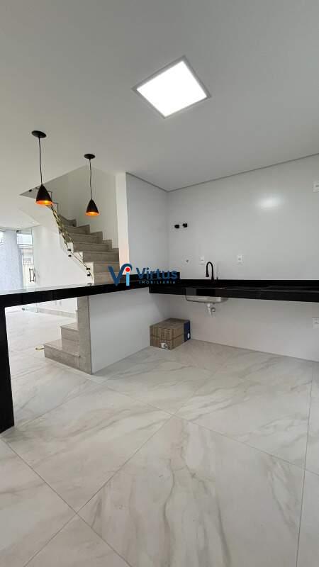 Casa Geminada à venda no Planalto: 