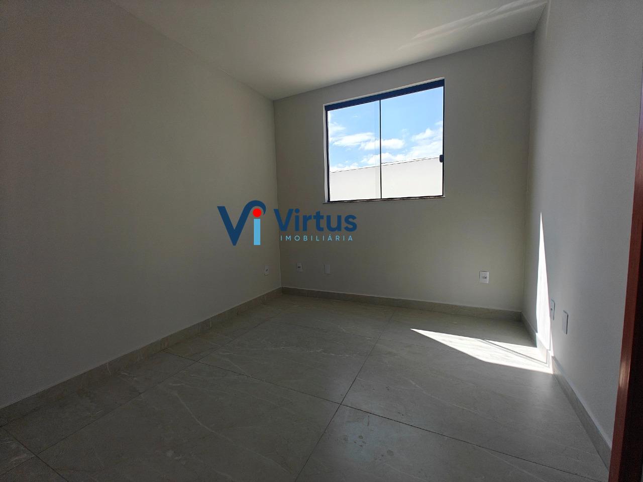 Casa Duplex à venda no Planalto: 