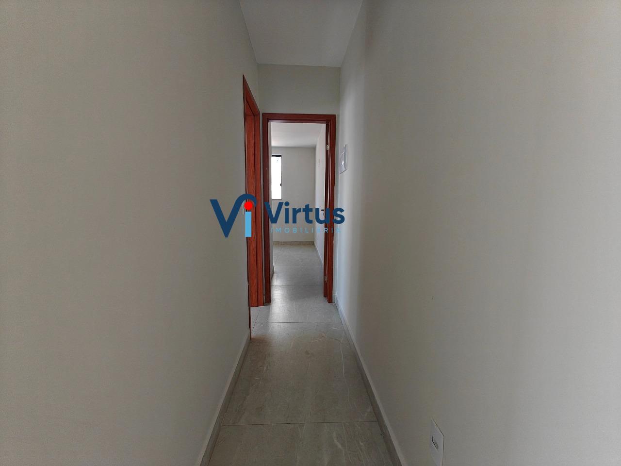 Casa Duplex à venda no Planalto: 