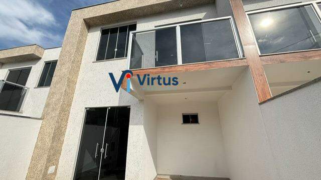 Casa Duplex à venda no Leticia: 