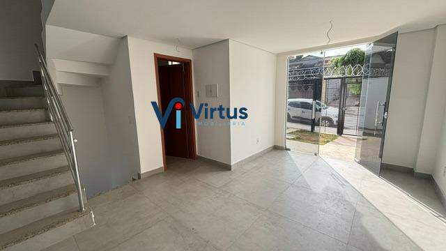 Casa Duplex à venda no Leticia: 