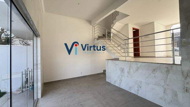 Casa Duplex à venda no Leticia: 