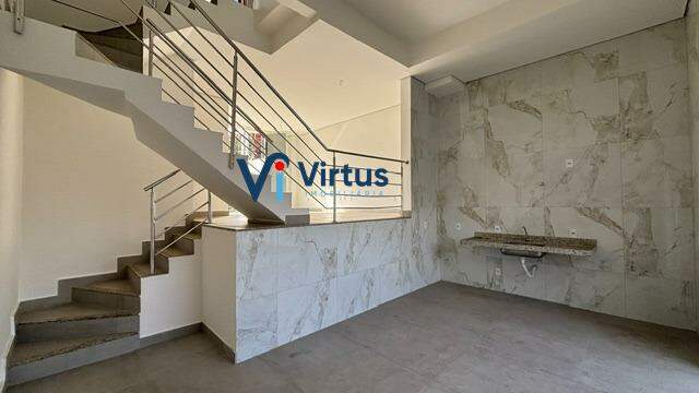 Casa Duplex à venda no Leticia: 
