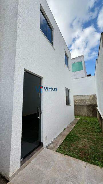Casa Geminada à venda no Etelvina Carneiro: 