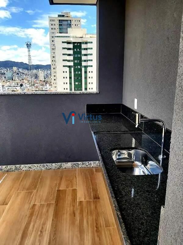 Apartamento à venda no Sagrada Família: 