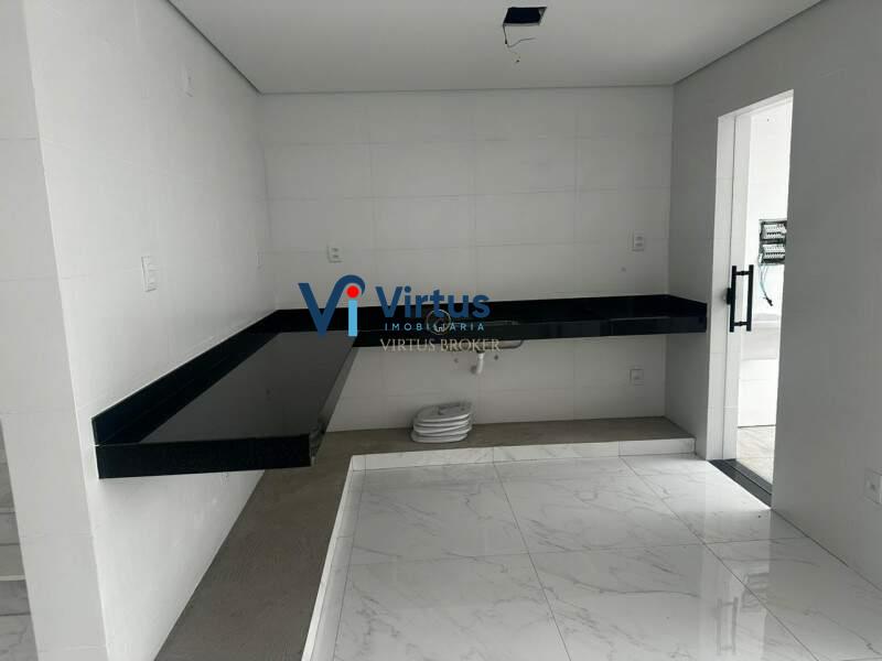 Casa Duplex à venda no Santa Cruz: 