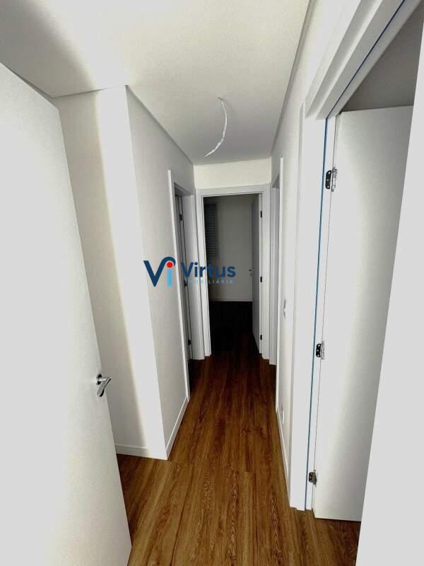 Apartamento à venda no Uniao: Corredor Acesso aos Quartos