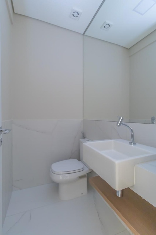 Apartamento à venda no Cidade Nova: Lavabo