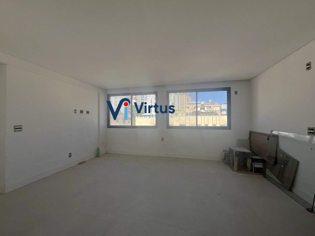 Cobertura à venda no Cidade Nova: Sala 1º Pav.