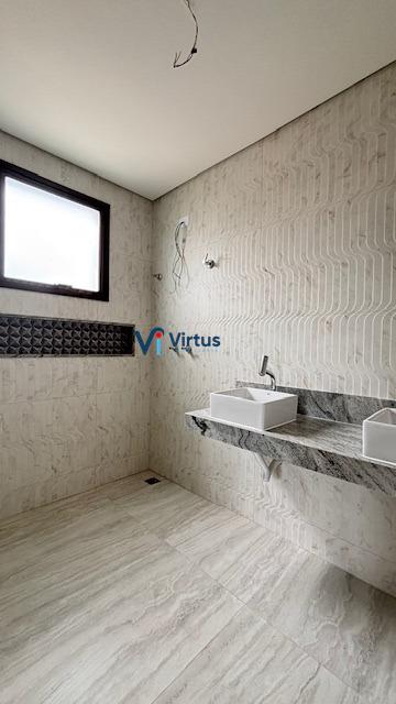 Área privativa à venda no Jaragua: 