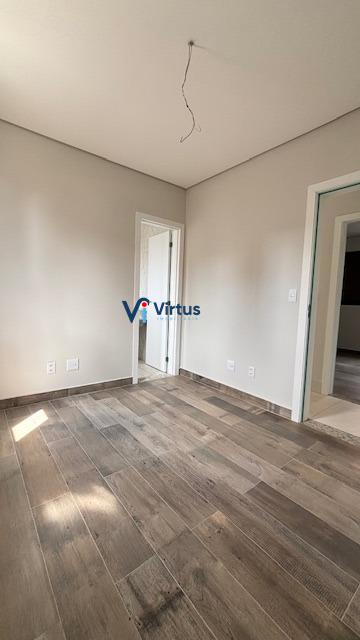 Área privativa à venda no Jaragua: 