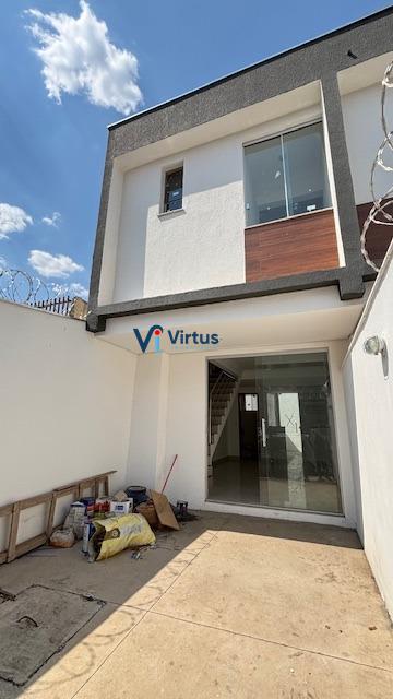 Casa Geminada à venda no Piratininga: 