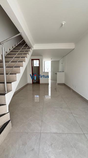 Casa Geminada à venda no Piratininga: 