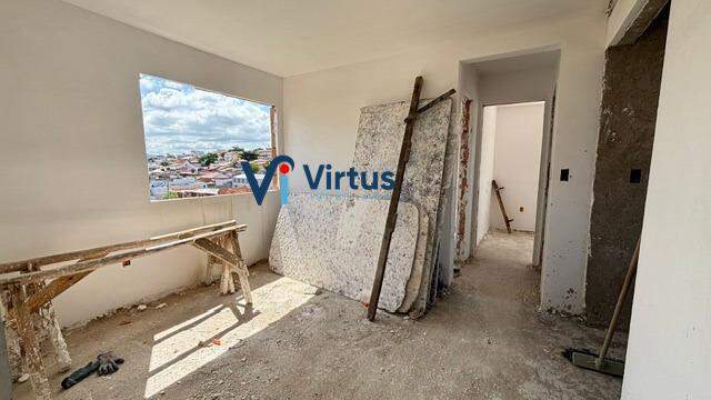 Apartamento à venda no Santa Amélia: 
