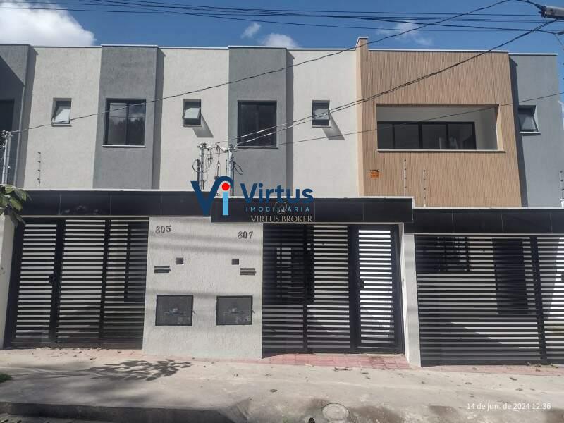 Casa Duplex à venda no Itapoa: 