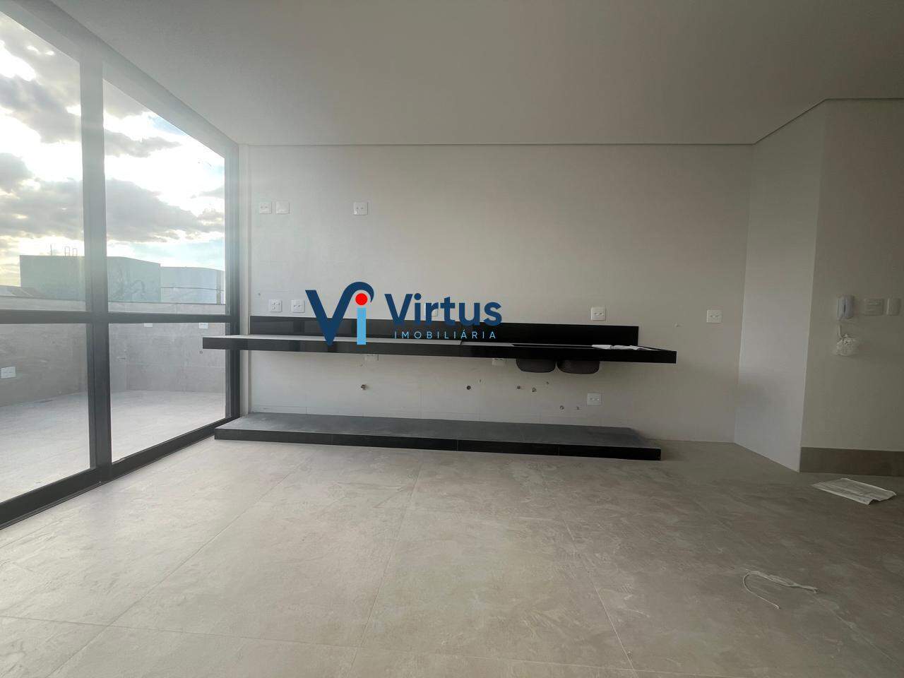 Cobertura à venda no Cidade Nova: Sala/Cozinha