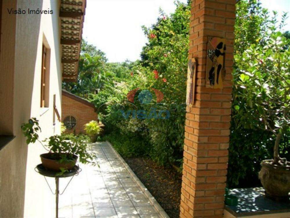 Casa em condomínio à venda no Helvétia: 