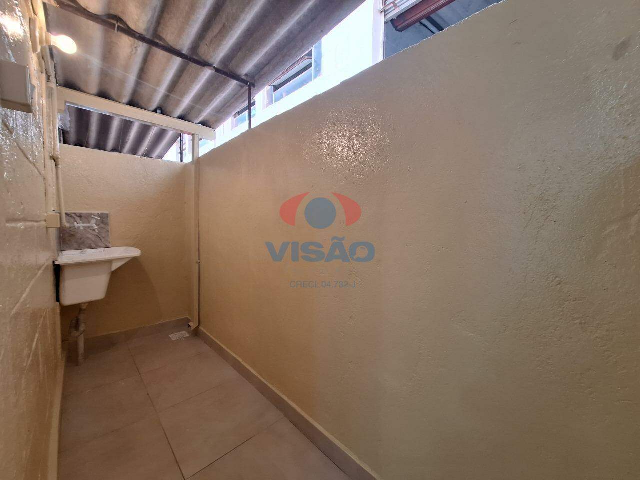 Apartamento - Kitnet para aluguel no Vila Brizolla: 