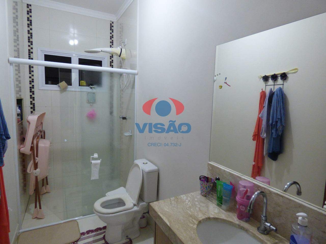 Casa à venda no Residencial Monte Verde: banheiro suite