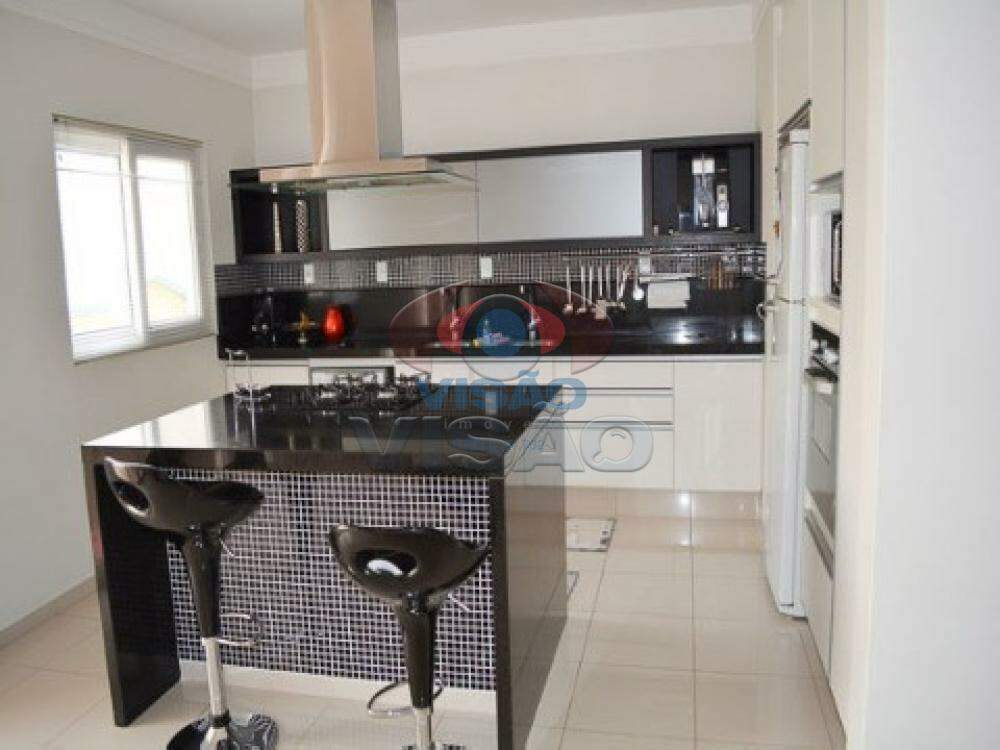 Casa em condomínio à venda no Jardim Portal dos Ipês: 