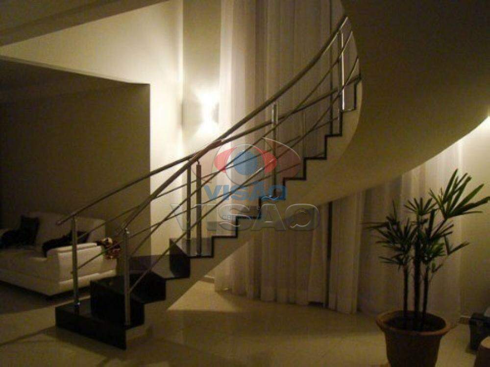 Casa em condomínio à venda no Jardim Portal dos Ipês: 