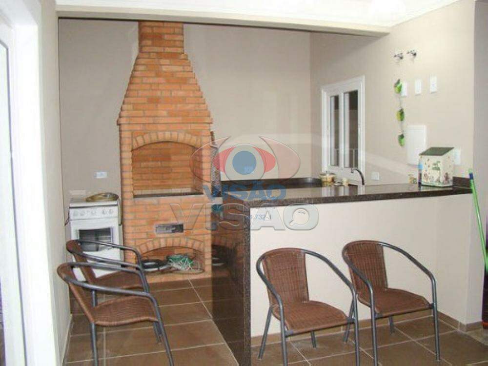 Casa em condomínio à venda no Jardim Portal dos Ipês: 