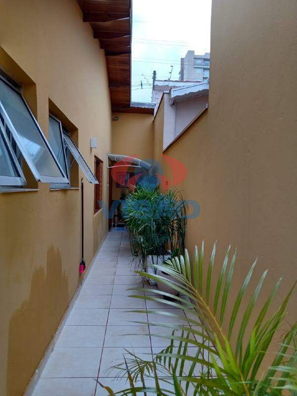 Casa à venda no Jardim Santiago: 