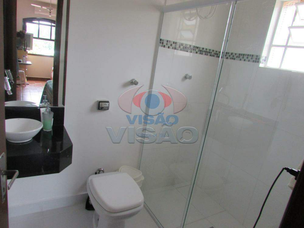 Casa em condomínio à venda no Chácara Belvedere: Banheiro suite 2