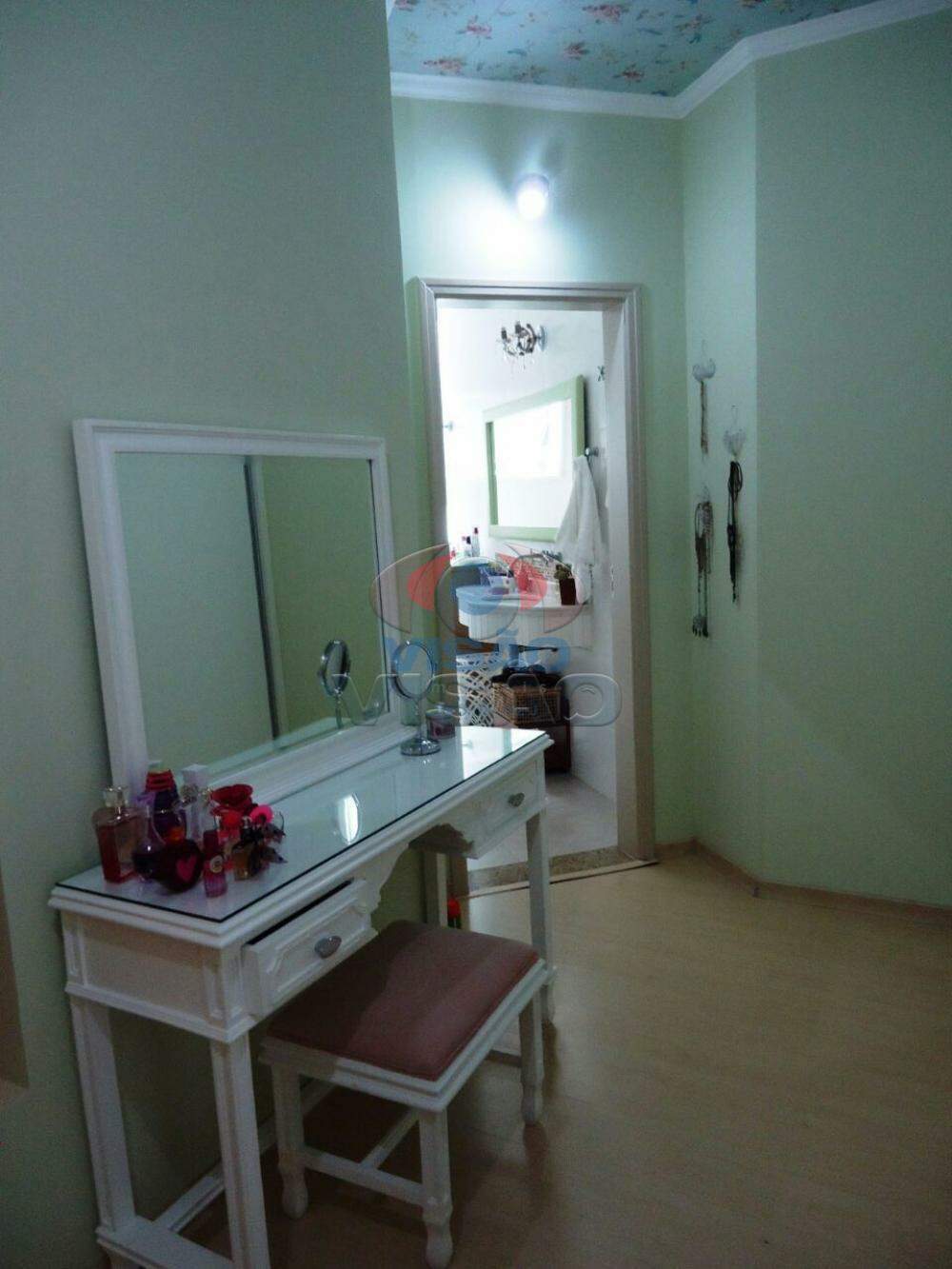 Casa em condomínio à venda no Chácara Areal: Suite