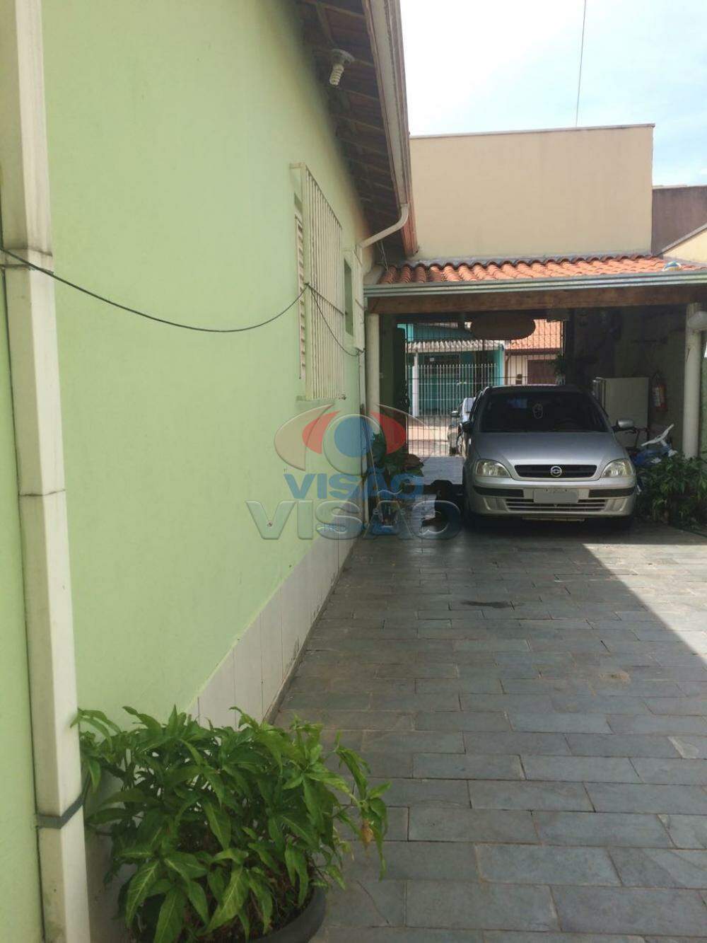 Casa à venda no Jardim Eldorado: Quintal