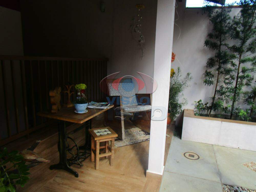 Casa - Sobrado à venda no Jardim Olinda: Área Externa